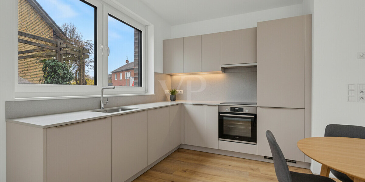 Modernes Familienglück: Energieeffiziente DHH mit PV, Wärmepumpe & Nebenkosten nur ca. 100 EUR mtl. - Doppelhaushälfte Neuenkirchen Neuenkirchen | Angebot:25008574