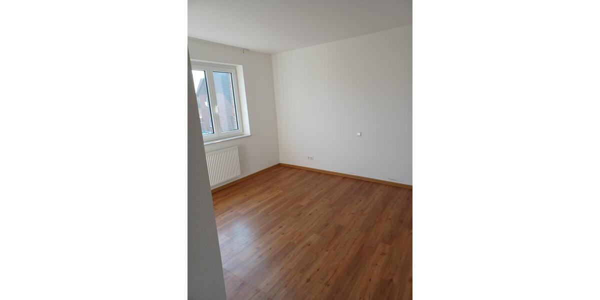 Etagenwohnung Neuenhaus - 3 Zimmer, 85 m&sup2;, 1.070&euro; | Angebot:25904834