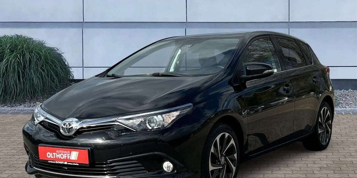 Toyota Auris 133.000 km 8.790 &euro; Neuenhaus 49828