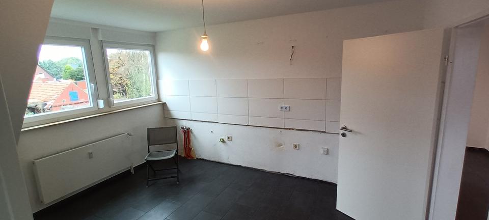 Dachgeschoßwohnung Geeste - 4 Zimmer, 110 m&sup2;, 770&euro; | Angebot:25698822