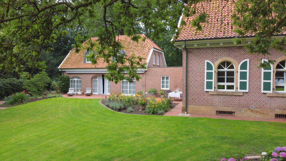 Mehrfamilienhaus, Wohnhaus Emsbüren Listrup - 7 Zimmer, 375 m&sup2;, 1.790.000&euro; | Angebot:25695059