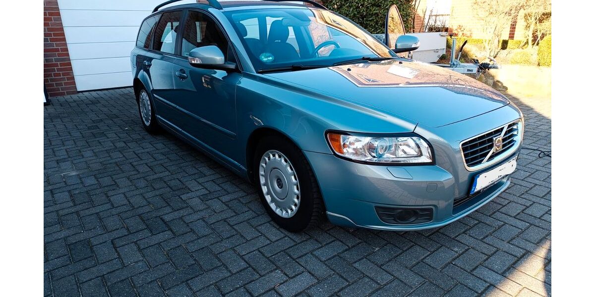 Volvo V50 238.673 km 5.000 &euro; Ohne 48465