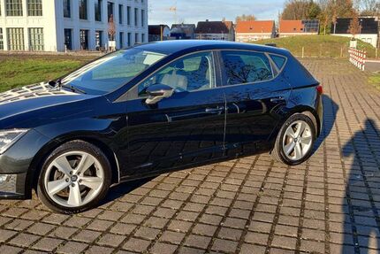 Seat Leon 87.185 km 10.900 &euro; Gronau 48599
