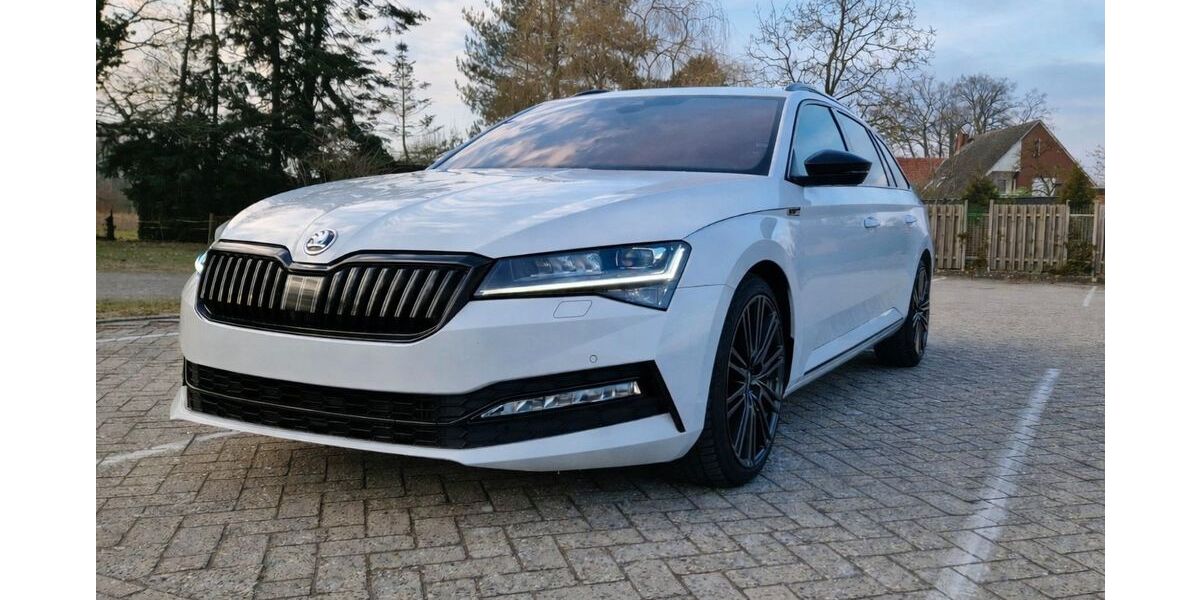 Skoda Superb 95.423 km 23.900 &euro; Wilsum 49849