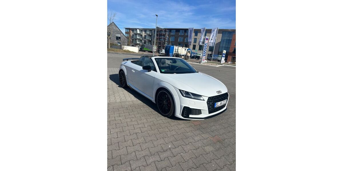 Audi TT 14.500 km 43.999 &euro; Lingen 49809