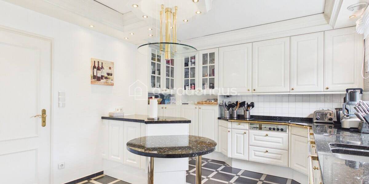 Einfamilienhaus Lingen Damaschke - 7 Zimmer, 226 m&sup2;, 570.000&euro; | Angebot:26528275