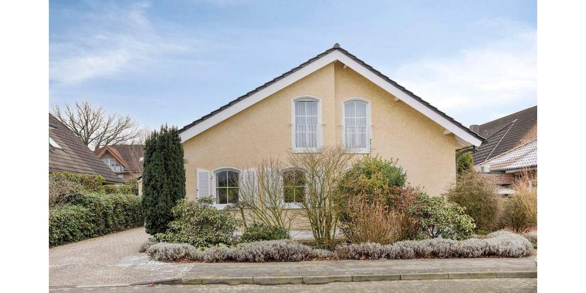 Einfamilienhaus Gronau - 5 Zimmer, 200 m&sup2;, 599.000&euro; | Angebot:26017593