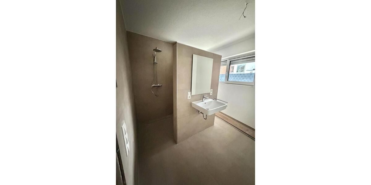 Erdgeschoßwohnung Lingen (Ems) Damaschke - 3 Zimmer, 85 m&sup2;, 930&euro; | Angebot:25886886