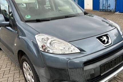 Peugeot Partner Tepee 179.000 km 2.390 &euro; Neuenhaus 49828