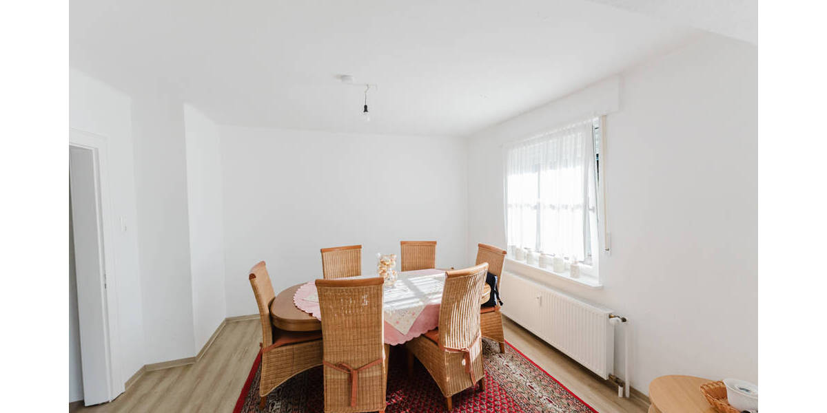 Einfamilienhaus Uelsen - 7 Zimmer, 166 m&sup2;, 349.900&euro; | Angebot:25996499