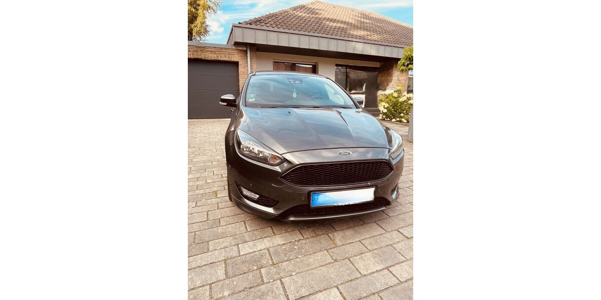 Ford Focus 136.767 km 5.600 &euro; Bawinkel 49844