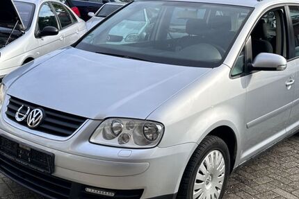 VW Touran 330.000 km 1.299 &euro; Nordhorn 48529