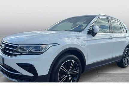 VW Tiguan 82.615 km 24.450 &euro; Nordhorn 48529