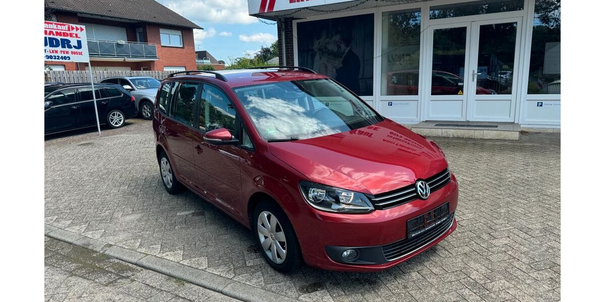 VW Touran 171.000 km 8.999 &euro; Nordhorn 48529