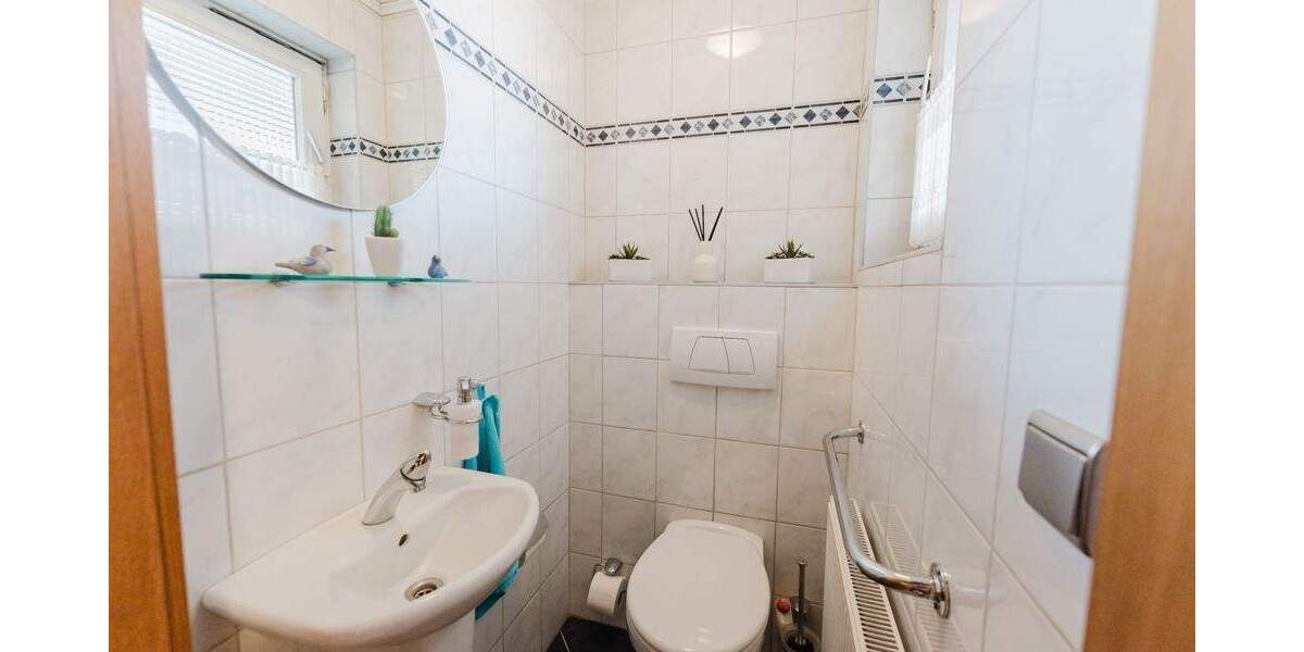 Einfamilienhaus Emlichheim - 7 Zimmer, 156 m&sup2;, 298.000&euro; | Angebot:25770606