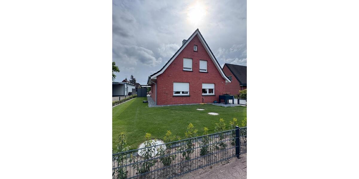 Dachgeschoßwohnung Lingen (Ems) - 3 Zimmer, 66 m&sup2;, 690&euro; | Angebot:26645695
