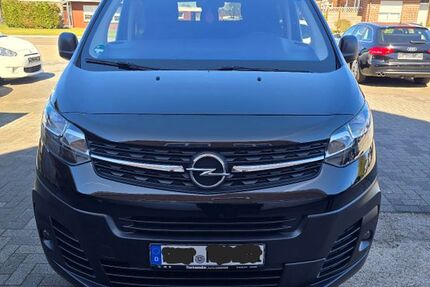 Opel Vivaro 25.000 km 34.500 &euro; Uelsen 49843