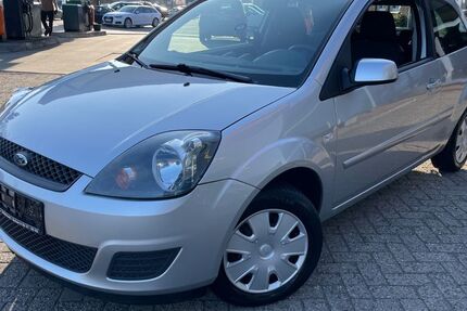 Ford Fiesta 75.500 km 4.990 &euro; Geeste-Dalum 49744