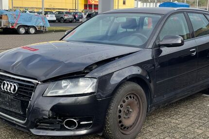 Audi A3 161.000 km 2.850 &euro; Nordhorn 48529