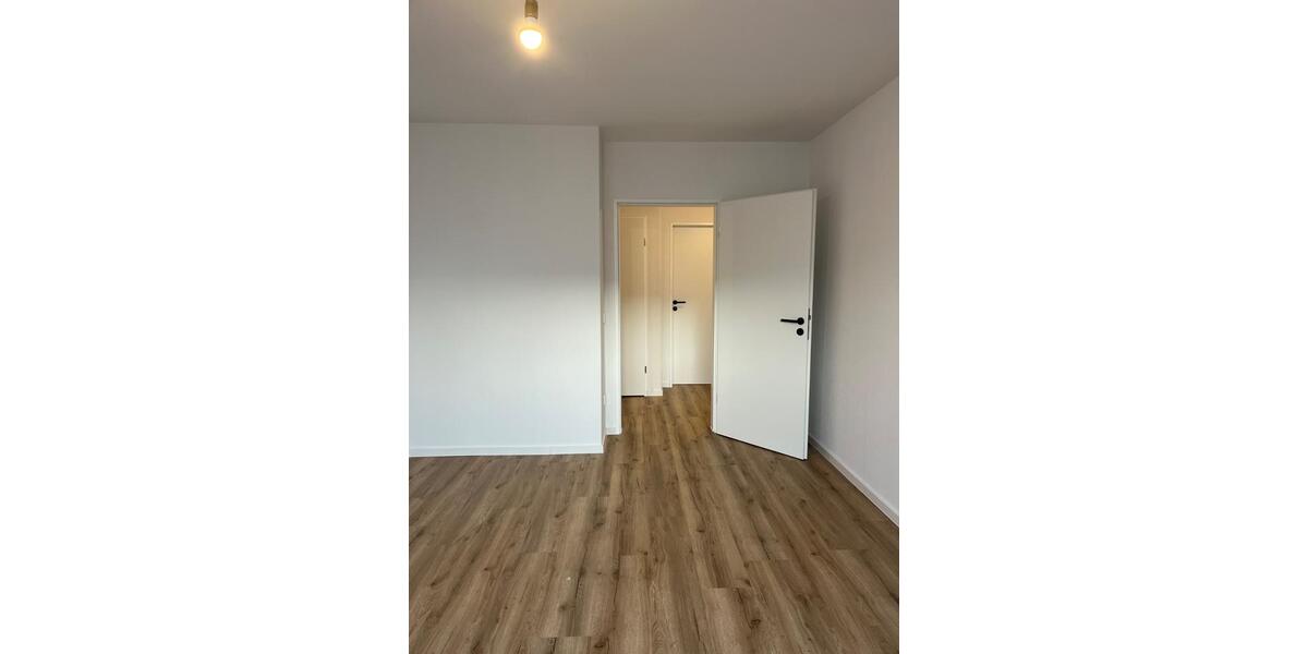 Dachgeschoßwohnung Lingen (Ems) - 3 Zimmer, 89 m&sup2;, 890&euro; | Angebot:25384473