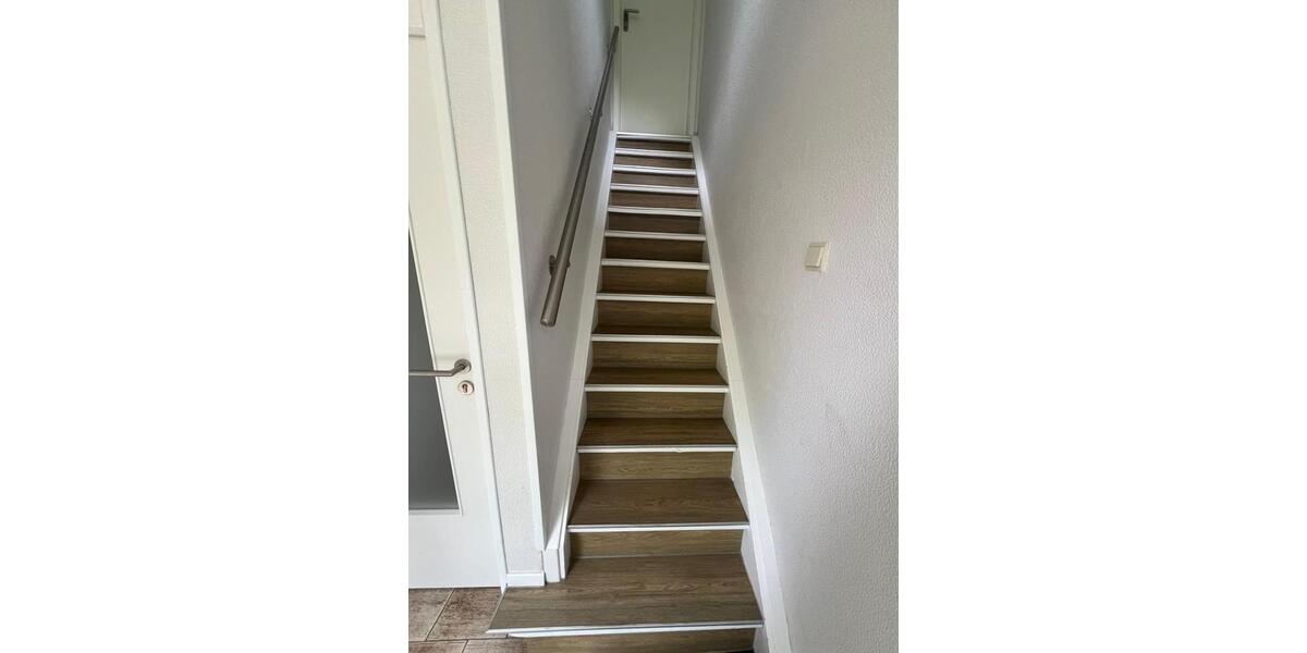 Dachgeschoßwohnung Geeste - 3 Zimmer, 82 m&sup2;, 620&euro; | Angebot:26669477