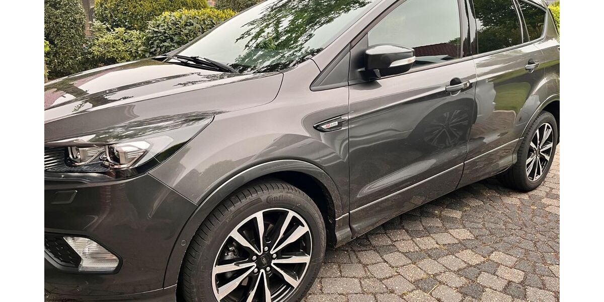 Ford Kuga 69.999 km 13.499 &euro; Emlichheim 49824