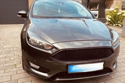 Ford Focus 136.767 km 5.600 &euro; Bawinkel 49844