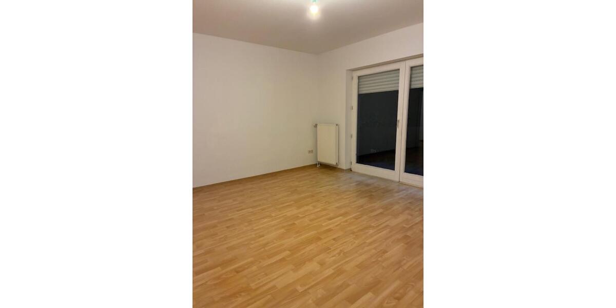 Etagenwohnung Lingen (Ems) - 2.5 Zimmer, 64 m&sup2;, 610&euro; | Angebot:25455602