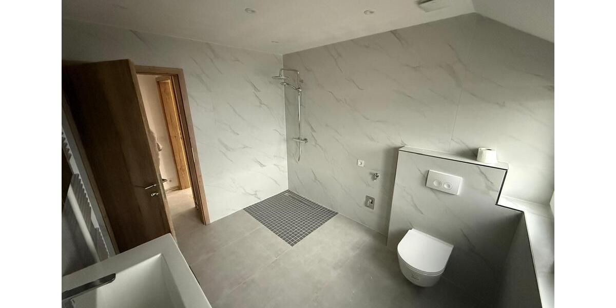 Dachgeschoßwohnung Spelle - 3 Zimmer, 76 m&sup2;, 1.030&euro; | Angebot:25311391