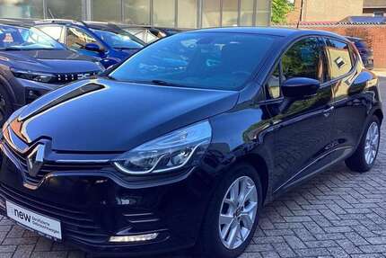 Renault Clio 81.620 km 9.890 &euro; Nordhorn 48529