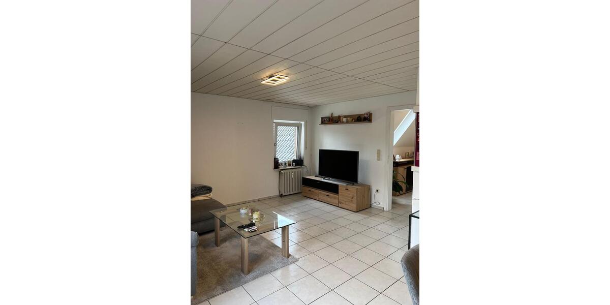 Dachgeschoßwohnung Geeste - 3 Zimmer, 82 m&sup2;, 620&euro; | Angebot:26669477