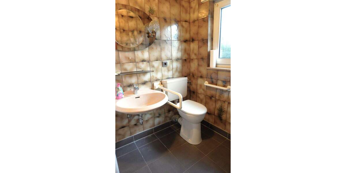 Doppelhaushälfte Lingen (Ems) Lingen - 4 Zimmer, 100 m&sup2;, 150.000&euro; | Angebot:25730097