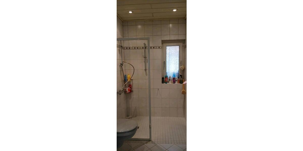 Erdgeschoßwohnung Schüttorf - 4 Zimmer, 120 m&sup2;, 1.200&euro; | Angebot:25170074