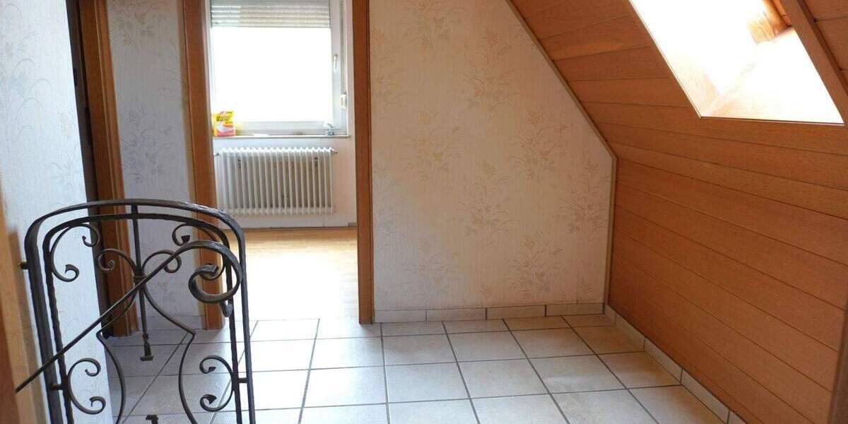 Doppelhaushälfte Lingen (Ems) Lingen - 4 Zimmer, 100 m&sup2;, 150.000&euro; | Angebot:25730097
