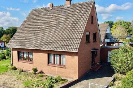 Haus Neuenhaus - 7 Zimmer, 156 m&sup2;, 209.000&euro; | Angebot:27549623