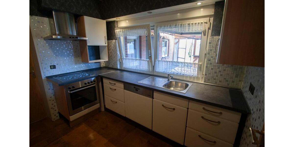 Einfamilienhaus Neuenhaus - 7 Zimmer, 125 m&sup2;, 235.000&euro; | Angebot:25393524