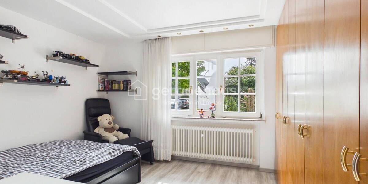 Einfamilienhaus Lingen Damaschke - 7 Zimmer, 226 m&sup2;, 570.000&euro; | Angebot:26528275