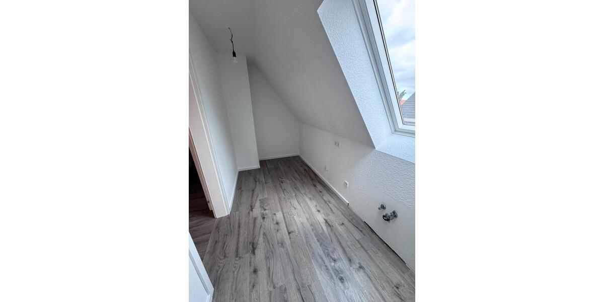 Dachgeschoßwohnung Lingen (Ems) - 3 Zimmer, 66 m&sup2;, 690&euro; | Angebot:26645695
