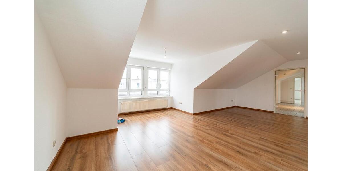 Dachgeschoßwohnung Lingen (Ems) Gauerbach - 3 Zimmer, 88 m&sup2;, 930&euro; | Angebot:26012827