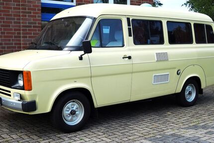Ford Transit 67.800 km 12.900 &euro; Uelsen 49843