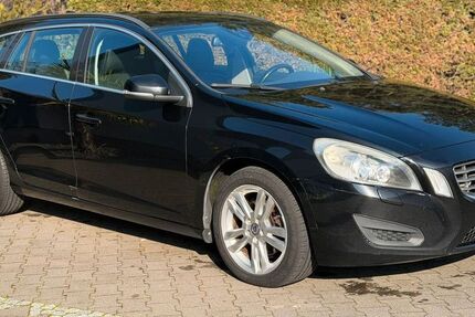 Volvo V60 225.873 km 4.998 &euro; Beesten 49832