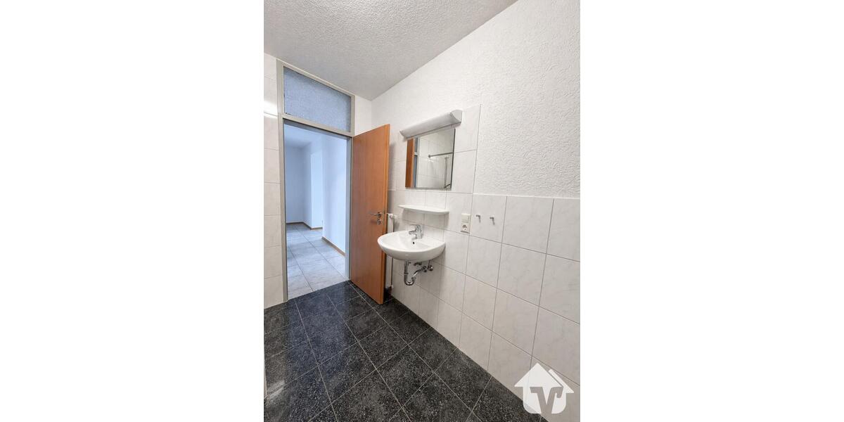 Etagenwohnung Lingen (Ems) Damaschke - 3 Zimmer, 101 m&sup2;, 800&euro; | Angebot:26634836
