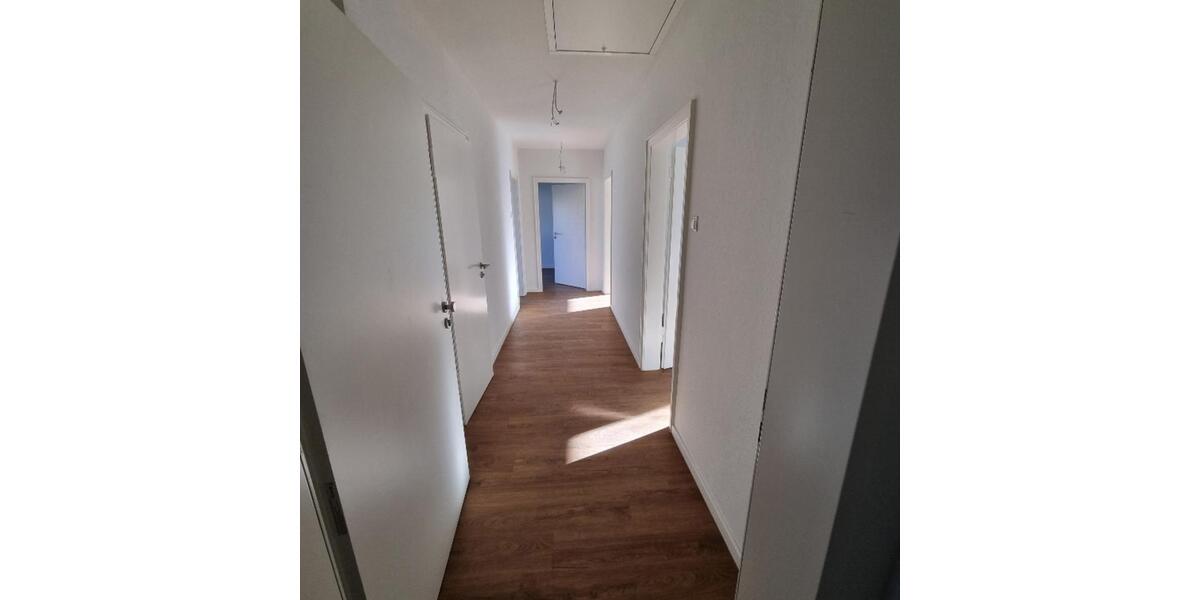 Dachgeschoßwohnung Nordhorn - 3 Zimmer, 82 m&sup2;, 700&euro; | Angebot:25904126