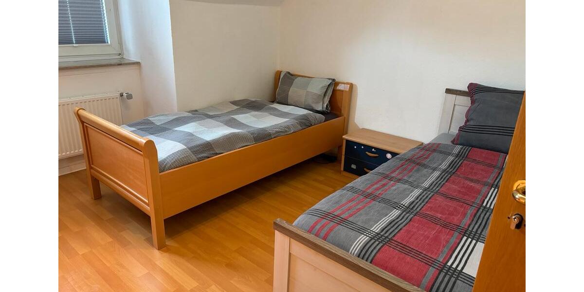 Erdgeschoßwohnung Geeste - 7 Zimmer, 150 m&sup2;, 20&euro; | Angebot:25841548