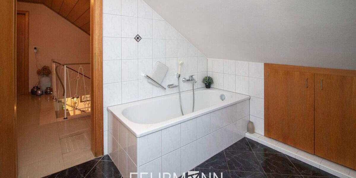 Einfamilienhaus Ochtrup - 7 Zimmer, 236 m&sup2;, 419.000&euro; | Angebot:25668218