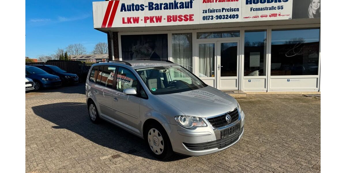 VW Touran 157.000 km 5.799 &euro; Nordhorn 48529