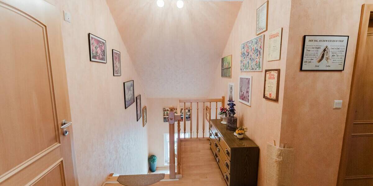 Bungalow Lage - 5 Zimmer, 177 m&sup2;, 395.000&euro; | Angebot:26569171