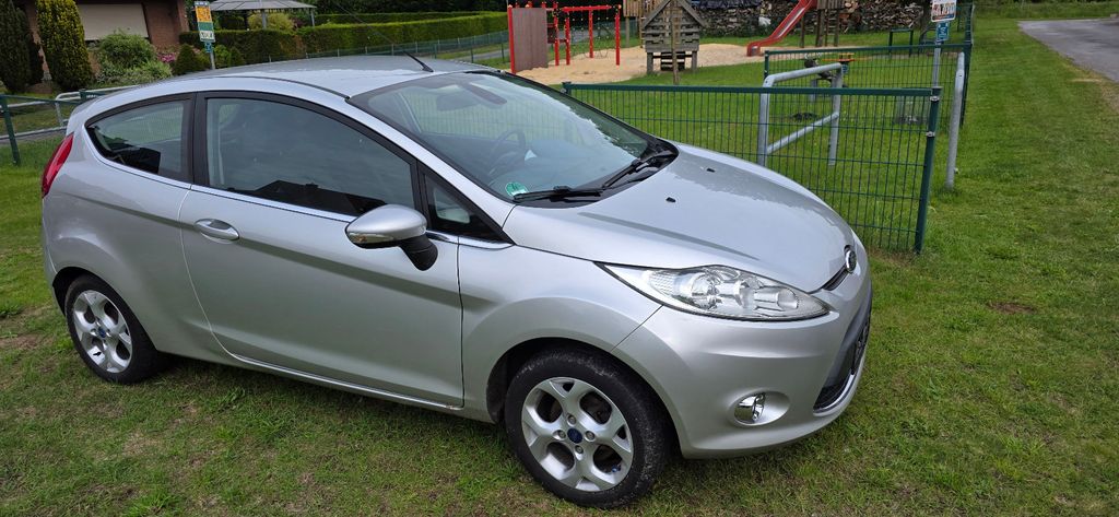 Ford Fiesta 142.000 km 3.300 &euro; Salzbergen 48499