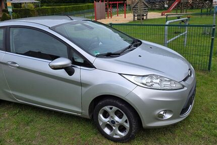 Ford Fiesta 142.000 km 3.450 &euro; Salzbergen 48499