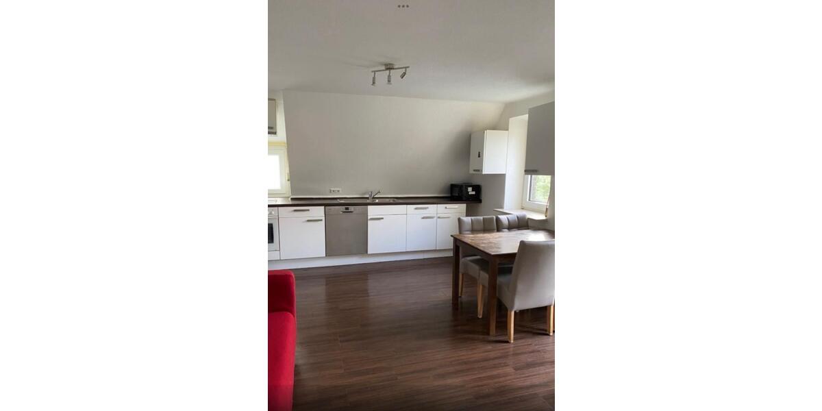 Etagenwohnung Lingen (Ems) Damaschke - 4 Zimmer, 70 m&sup2;, 275&euro; | Angebot:25867752